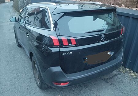 Peugeot 5008 Active