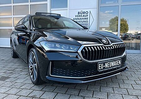 Skoda Superb Combi 2.0 TSI DSG 4x4 L&K PANO AHK 5J GAR