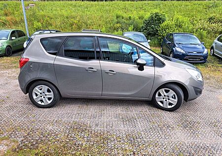 Opel Meriva B Design Edition Klima M+S Scheckheft