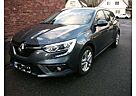 Renault Megane Grandtour BLUE dCi 115 Automatik Navi LED