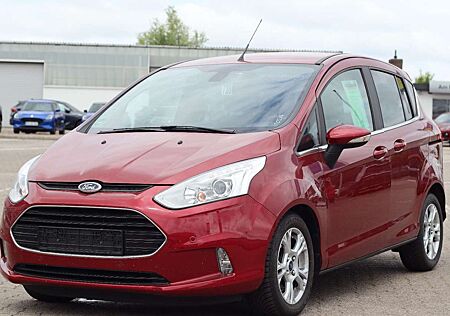Ford B-Max Titanium
