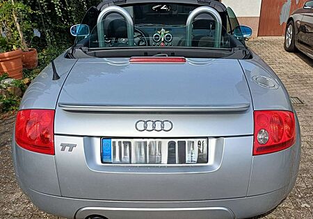 Audi TT Roadster 1.8 T quattro