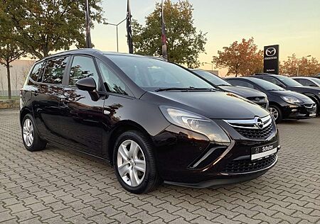 Opel Zafira C Tourer 7-Sitzer 1.4 Edition AHK abn 8fach bereif