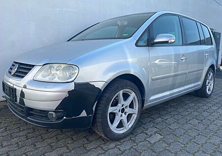 VW Touran Volkswagen 2.0 TDI Trendline Klima/LM/CD/TÜV NEU. . .