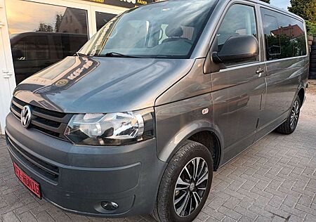 VW T5 Transporter Volkswagen BUS CARAVELLE TRENDLINE AHK !!