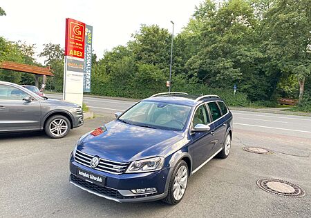 VW Passat Alltrack Volkswagen Variant 2.0 TDI 4MOTION BMT NAVI KAMERA AHK SHZ