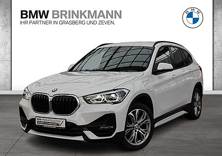 BMW X1 xDrive25e aut / SPORT LINE + AHK + NAVI + HIFI + R