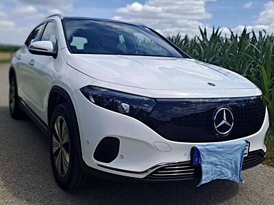 Mercedes-Benz EQA 300 EQA 300 4Matic Pro-AHK-360° Kam-Pano-Spur-Totwinkel- Keyless)