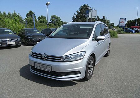 VW Touran Volkswagen Active 2.0 TDI Autom. 7 SITZER