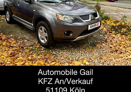 Mitsubishi Outlander 2.4 2WD *AHK*