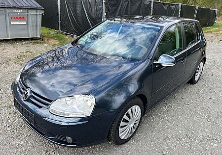 VW Golf Volkswagen United BlueMotion