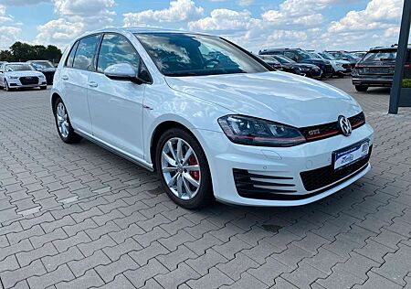VW Golf Volkswagen VII Lim. GTI Performance