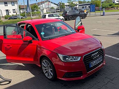 Audi A1 1.4 TFSI Sportback S tronic sport