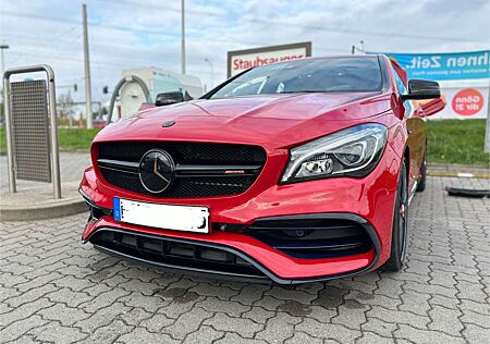 Mercedes-Benz CLA 45 AMG 4Matic Speedshift DCT 7G
