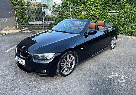 BMW 320i 320 Cabrio, Leder, Navi, Klima, PDC, Xenon, M-Spo