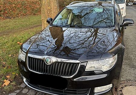 Skoda Superb Combi 2.0 TDI DSG L