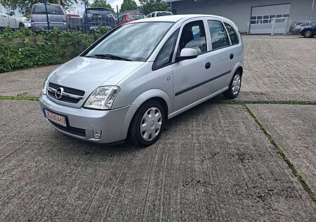 Opel Meriva 1.6 (Essentia)