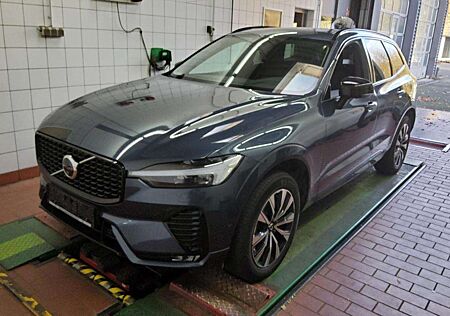 Volvo XC 60 XC60 B4 PLUS DARK FAP+HKSOUND+LICHTPAK+PANO+MET