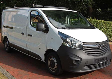 Opel Vivaro 1.6 cdi L2H1 Kastenwagen lang AHK Regale Navi A/C