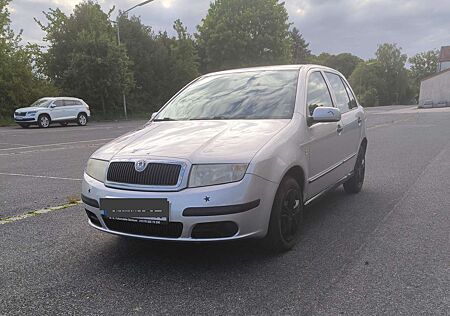 Skoda Fabia 1.4 75 PS TÜV 12/2025
