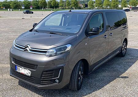 Citroën Spacetourer Citroen Familienfahrzeug mit Platz für Gepäck.