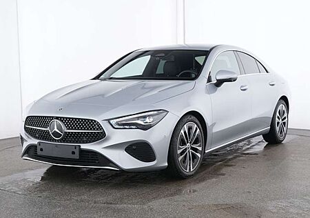 Mercedes-Benz CLA 180 *Edition Progressive*Burmester*360°*Navi