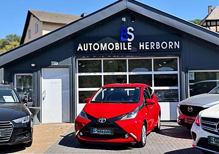 Toyota Aygo AYGO x-play touch/Kamera/Klima