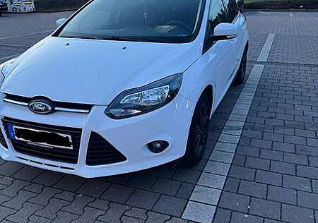 Ford Focus 1.6 TI-VCT Titanium