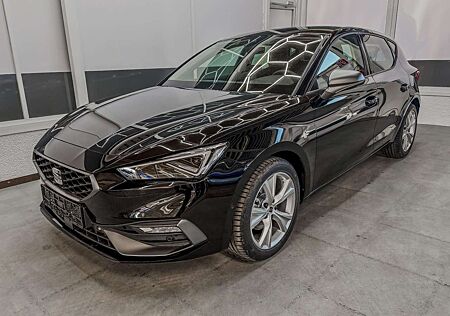 Seat Leon FR 1.5 TSI NAVI SHZ MATRIX KEYLESS 1,5 TSI 110k...