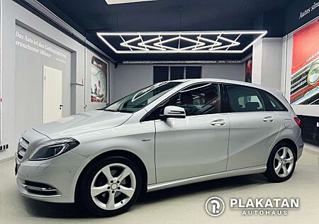 Mercedes-Benz B 180 Bi-Xenon Navi MB-Service PDC