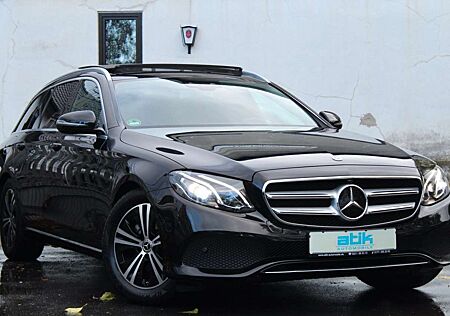 Mercedes-Benz E 200 1.HAND! 360° PANO DISTR WIDE MEMORY COMAND