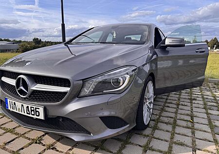 Mercedes-Benz CLA 200 Automatik | Garantie 10/25