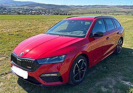 Skoda Octavia Combi 2.0 TSI DSG RS