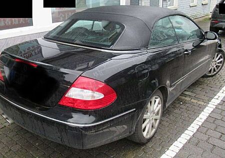 Mercedes-Benz CLK 320 AMT bei 110000km CLK Cabrio 320CDI 7G-TRO Elegance