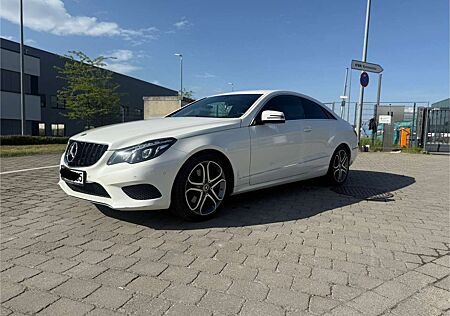 Mercedes-Benz E 250 Coupe 7G-TRONIC