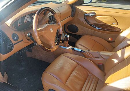 Porsche 996 911 Carrera 4 Millennium