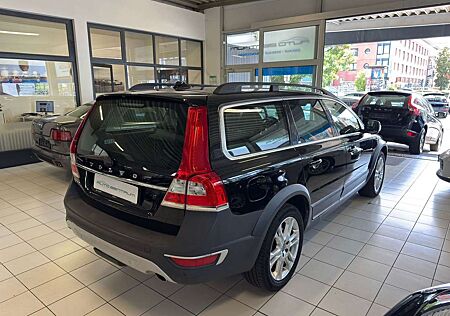 Volvo XC 70 XC70 AUTOM./AWD/LEDER/AHK/ SUPER HISTORIE