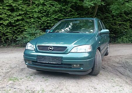 Opel Astra 1.6 Selection
