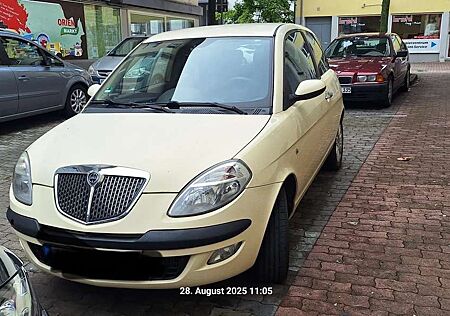 Lancia Ypsilon Y 1.3 16v Multijet Oro