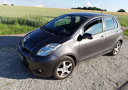 Toyota Yaris 1.33 VVT-i Life