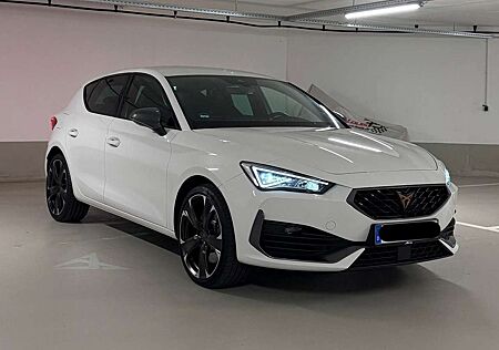 Cupra Leon 1.4 e-Hybrid (180 kW System)