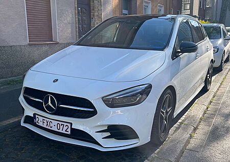 Mercedes-Benz B 200 d 8G-DCTAMG Line