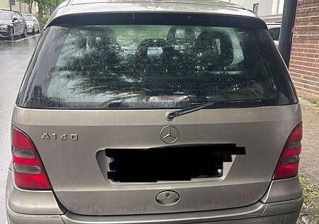 Mercedes-Benz A 140 Classic