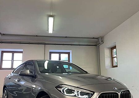 BMW Others 216 Gran Coupé LED Virtual Sportsitze Alu PDC