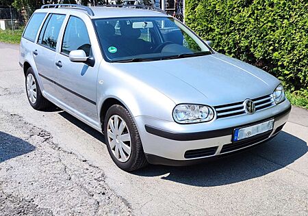 VW Golf Variant Volkswagen 1.4