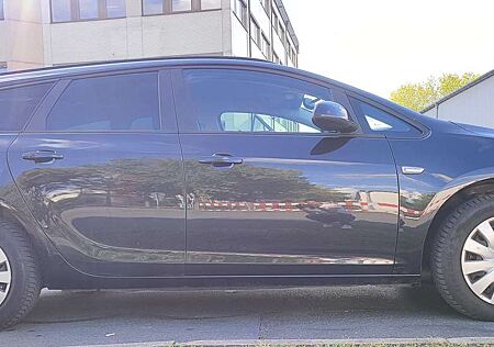 Opel Astra J 1.7 CDTi Sports Tourer
