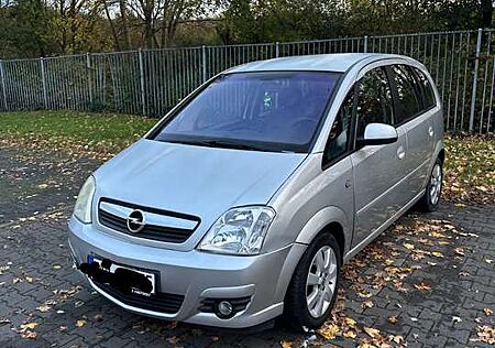 Opel Meriva 1,6 Tüv bis 08.26
