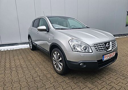 Nissan Qashqai 2.0 tekna*PANO/LEDER/SITZHZ./ALU/PDC*