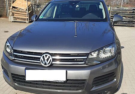 VW Touareg Volkswagen 3.0 V6 TDI Blue Motion DPF Automatik Exclu