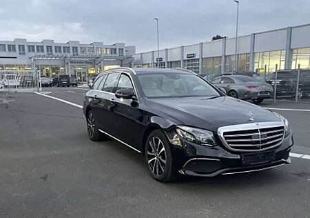 Mercedes-Benz E 300 de (213.216)